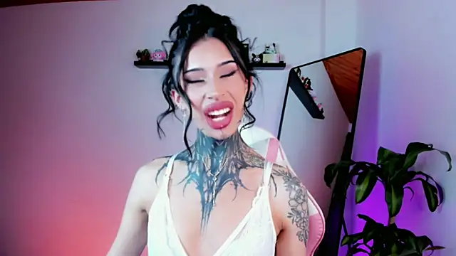 Snapshot of kali_ka_ chatting on April 1, 2026, 8:39 pm kali ka online show from April 1, 2026, 8:39 pm