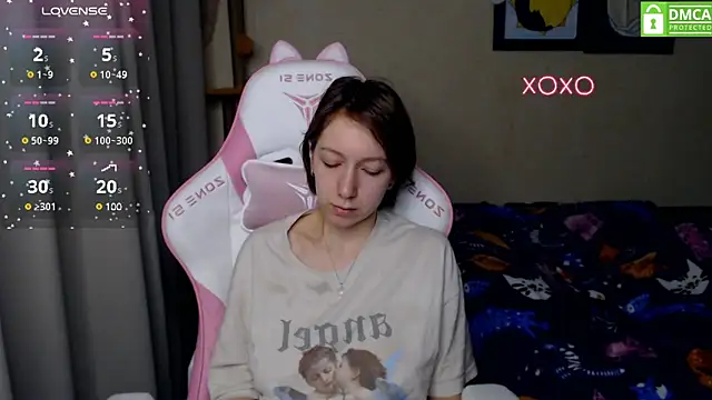 LeahGottty online show from December 5, 2024, 2:28 pm