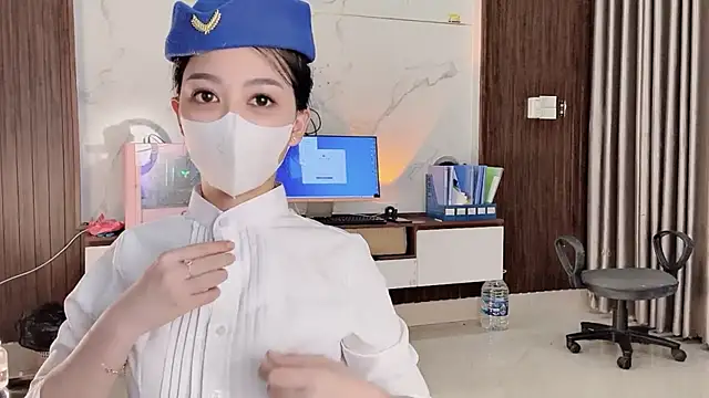 Snapshot of Mono-Stewardesss chatting on November 1, 2025, 12:54 pm Mono-Stewardesss online show from November 1, 2025, 12:54 pm