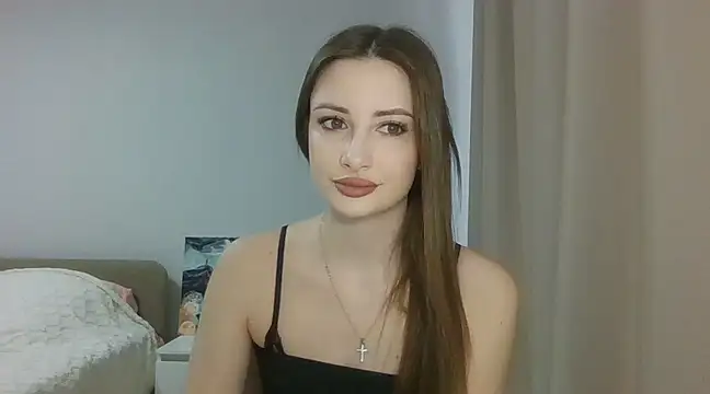 Snapshot of Jule_Helen chatting on February 18, 2025, 6:59 am Jule Helen online show from February 18, 2025, 6:59 am