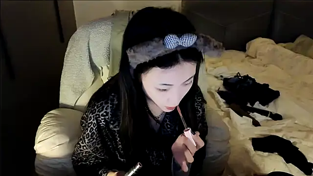 Jennie-007 online show from December 16, 2025, 1:48 pm