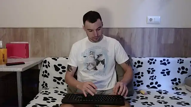 Snapshot of 28nick28 chatting on January 20, 2025, 10:51 am 28nick28 online show from January 20, 2025, 10:51 am