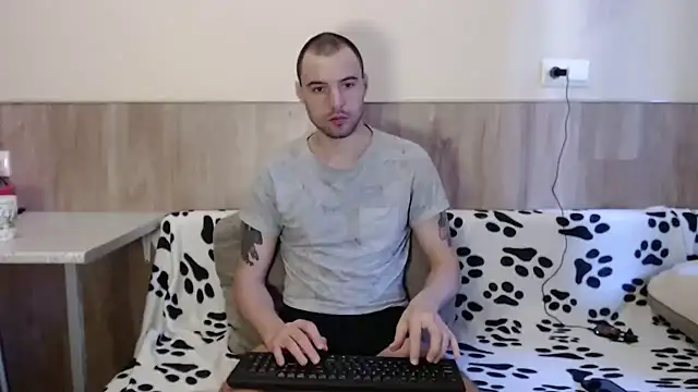 Snapshot of 28nick28 chatting on March 19, 2025, 9:17 am 28nick28 online show from March 19, 2025, 9:17 am