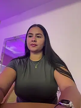 KattyPortman online show from April 18, 2026, 12:35 am