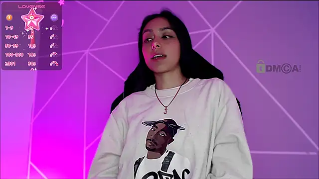 Snapshot of lilylouisee chatting on October 11, 2025, 3:40 am lilylouisee online show from October 11, 2025, 3:40 am