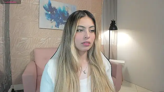 Snapshot of magic_fernanda chatting on November 5, 2025, 11:52 pm magic fernanda online show from November 5, 2025, 11:52 pm