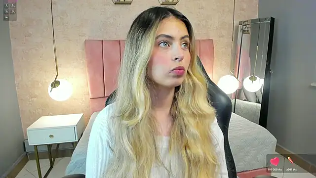 Snapshot of magic_fernanda chatting on November 28, 2025, 9:37 pm magic fernanda online show from November 28, 2025, 9:37 pm