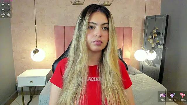 Snapshot of magic_fernanda chatting on November 24, 2025, 9:15 pm magic fernanda online show from November 24, 2025, 9:15 pm