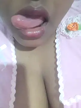 Shanaya Nice online show from December 2, 2024, 2:03 pm