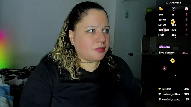 Snapshot of mariana_maze chatting on March 2, 2025, 2:41 am mariana maze online show from March 2, 2025, 2:41 am