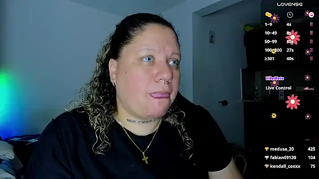 Snapshot of mariana_maze chatting on February 23, 2025, 8:39 am mariana maze online show from February 23, 2025, 8:39 am