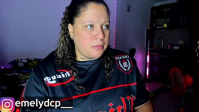 Snapshot of mariana_maze chatting on October 7, 2025, 7:09 am mariana maze online show from October 7, 2025, 7:09 am