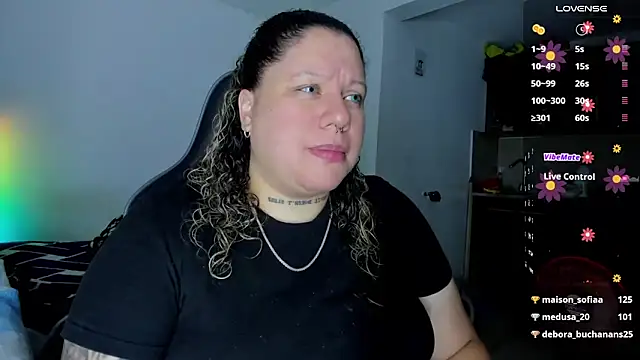 Snapshot of mariana_maze chatting on March 15, 2025, 6:36 am mariana maze online show from March 15, 2025, 6:36 am