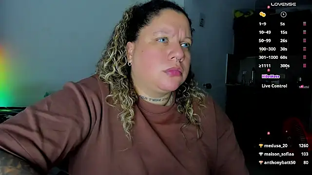 Snapshot of mariana_maze chatting on March 22, 2025, 9:13 am mariana maze online show from March 22, 2025, 9:13 am