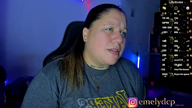 Snapshot of mariana_maze chatting on February 17, 2026, 8:33 am mariana maze online show from February 17, 2026, 8:33 am