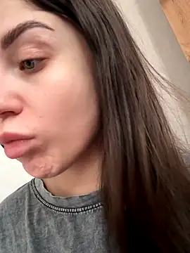 Snapshot of ellie_ssexy chatting on November 24, 2025, 5:40 am ellie ssexy online show from November 24, 2025, 5:40 am