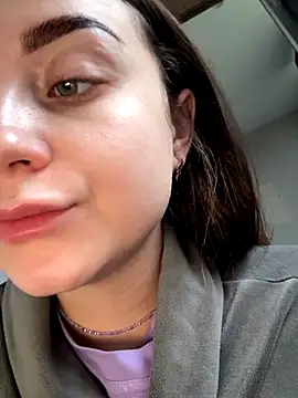 Snapshot of ellie_ssexy chatting on October 24, 2025, 4:22 am ellie ssexy online show from October 24, 2025, 4:22 am