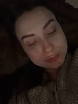 Snapshot of ellie_ssexy chatting on November 25, 2025, 4:02 am ellie ssexy online show from November 25, 2025, 4:02 am