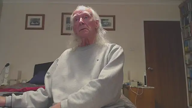 Snapshot of WaverlyKernow chatting on March 28, 2026, 4:41 pm WaverlyKernow online show from March 28, 2026, 4:41 pm