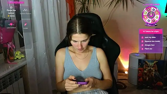 Snapshot of mag1c_eyes1 chatting on October 5, 2025, 5:58 pm mag1c eyes1 online show from October 5, 2025, 5:58 pm