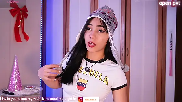 Snapshot of lilith__rosse chatting on December 4, 2025, 5:56 pm lilith rosse online show from December 4, 2025, 5:56 pm