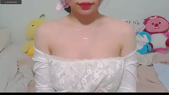 Snapshot of NGOCHA_06 chatting on December 21, 2024, 1:10 pm NGOCHA 06 online show from December 21, 2024, 1:10 pm