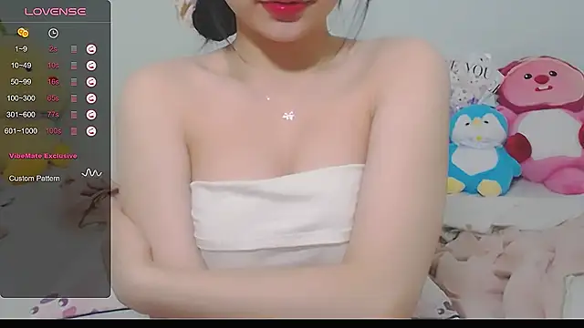 Snapshot of NGOCHA_06 chatting on December 11, 2024, 1:06 pm NGOCHA 06 online show from December 11, 2024, 1:06 pm