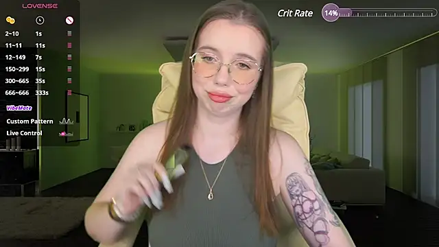 Snapshot of SecretDesireMe chatting on March 20, 2025, 2:21 pm SecretDesireMe online show from March 20, 2025, 2:21 pm