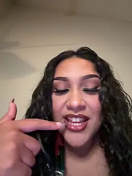 Lickplayofficial online show from April 1, 2026, 4:36 am