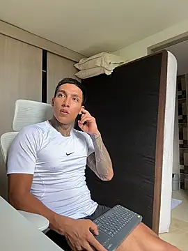 sendfer online show from February 5, 2026, 7:10 pm