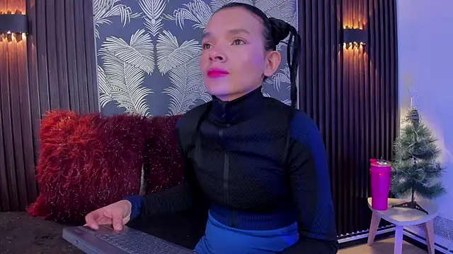  shantal smith online show from November 18, 2025, 4:32 pm