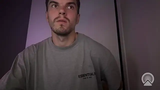 Snapshot of jessilin chatting on October 15, 2025, 11:02 pm jessilin online show from October 15, 2025, 11:02 pm