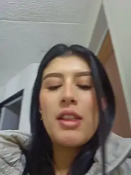 missatenea online show from March 18, 2026, 1:02 pm