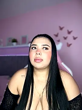 Snapshot of Emily_cooper20 chatting on November 25, 2025, 1:28 am Emily cooper20 online show from November 25, 2025, 1:28 am