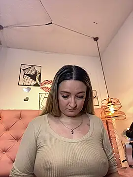 Snapshot of antonella87 chatting on March 2, 2026, 9:44 pm antonella87 online show from March 2, 2026, 9:44 pm