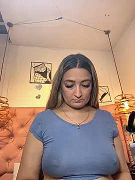 Snapshot of antonella87 chatting on February 20, 2026, 9:50 pm antonella87 online show from February 20, 2026, 9:50 pm