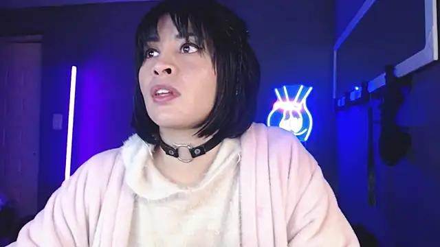 isis diosa online show from February 4, 2025, 2:49 am