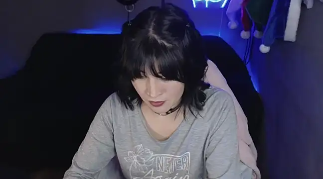 isis diosa online show from December 6, 2024, 10:57 pm