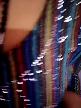 Snapshot of reemacouple007 chatting on January 15, 2026, 6:11 pm reemacouple007 online show from January 15, 2026, 6:11 pm