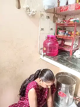 reemacouple007 online show from October 13, 2025, 3:30 am