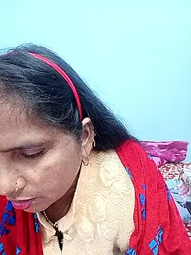 Snapshot of reemacouple007 chatting on January 9, 2026, 9:38 am reemacouple007 online show from January 9, 2026, 9:38 am