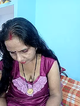 reemacouple007 online show from October 29, 2025, 7:24 pm