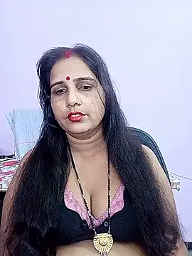 Snapshot of reemacouple007 chatting on May 6, 2026, 7:12 am reemacouple007 online show from May 6, 2026, 7:12 am