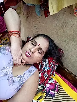 reemacouple007 online show from September 24, 2025, 8:54 am