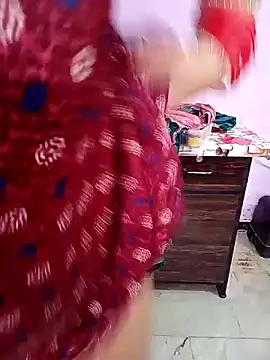 reemacouple007 online show from June 15, 2026, 8:25 am