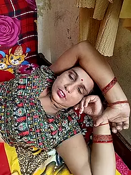 reemacouple007 online show from October 1, 2025, 5:12 am