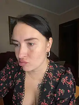 Snapshot of Roxana_Bell chatting on July 28, 2026, 7:39 pm Roxana Bell online show from July 28, 2026, 7:39 pm