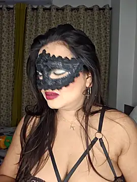 Snapshot of Blossam_07 chatting on December 17, 2025, 2:22 pm Blossam 07 online show from December 17, 2025, 2:22 pm