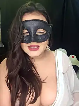 Snapshot of Blossam_07 chatting on January 7, 2025, 12:13 am Blossam 07 online show from January 7, 2025, 12:13 am