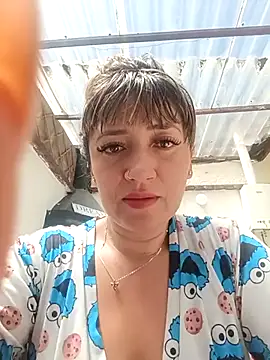 Snapshot of tata_laima__ chatting on April 2, 2026, 3:41 pm tata laima online show from April 2, 2026, 3:41 pm